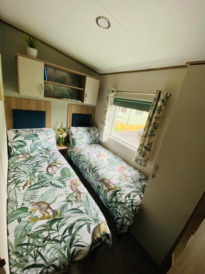 The Sanctuary Holiday Home - Escape The Ordinary Knaresborough Zewnętrze zdjęcie